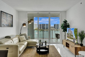 Marina Bay Sunny Isles 1005
